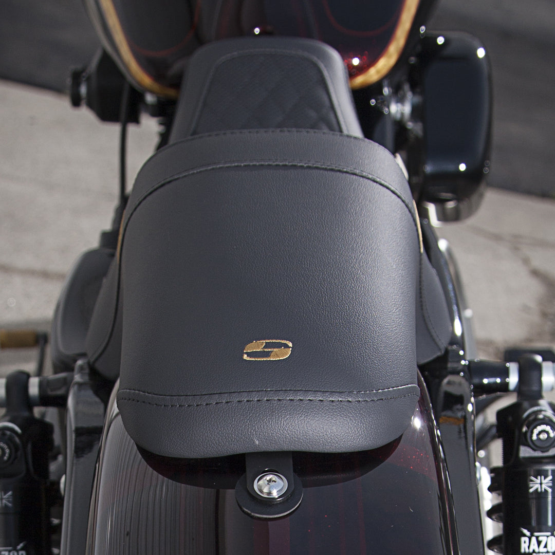 The Speed Merchant / Saddlemen HD Dyna Seat (06-up)